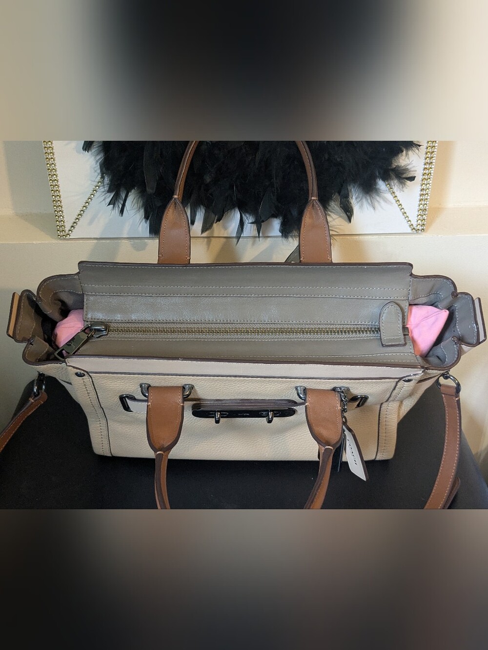 Coach Swagger Beige Satchel With Detachable Strap Two Hangtags Double Handles - Picture 8 of 16